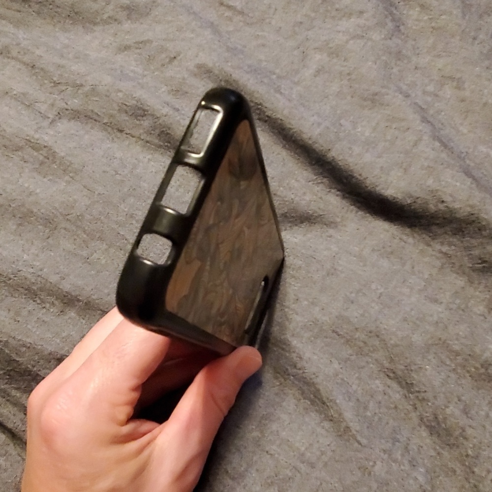 Phone case - Picture 5 of 6